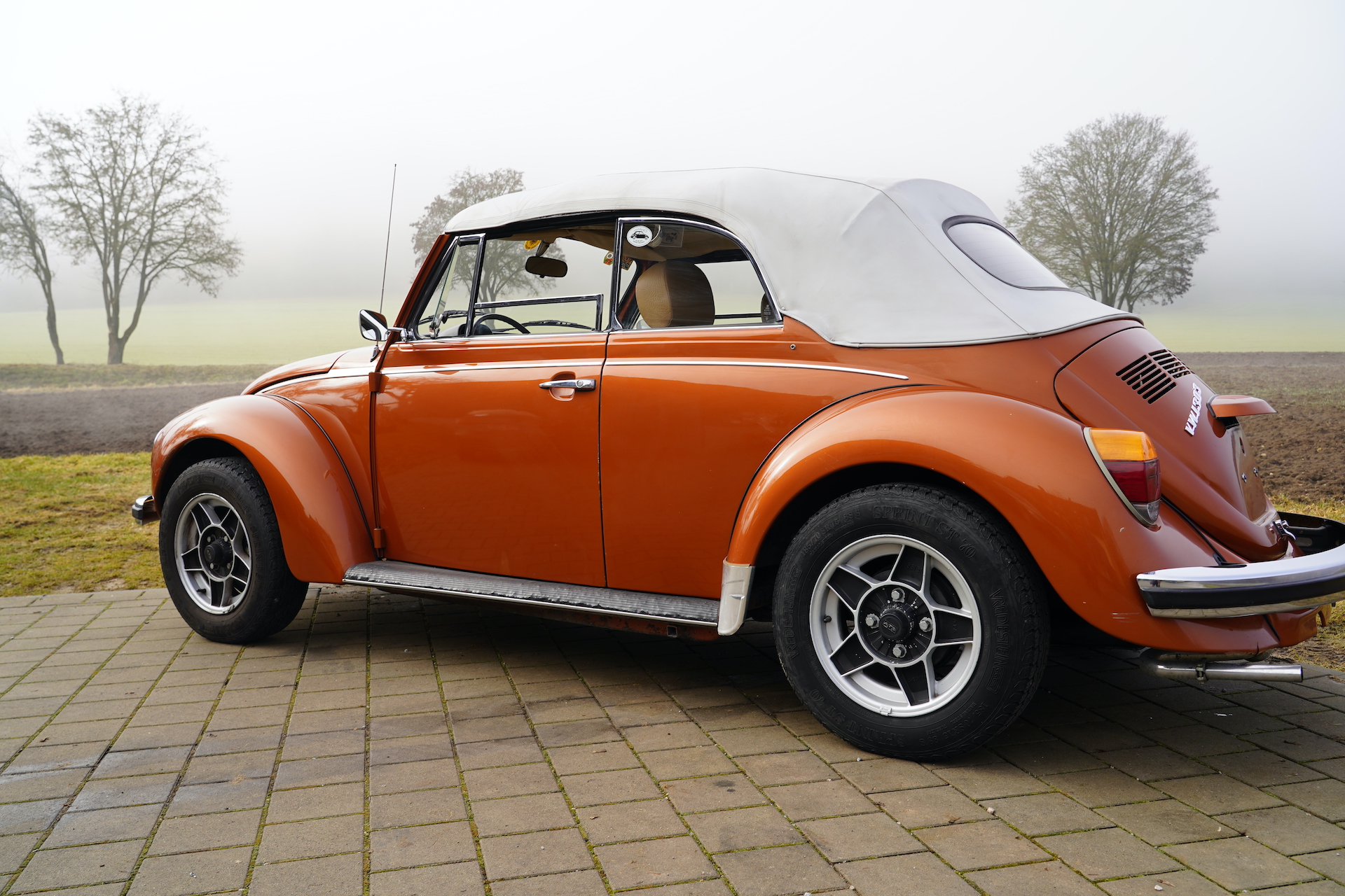 VW Käfer Cabrio 1303 LS brazilbraun/metallic aus 2.Hand – Bild 15