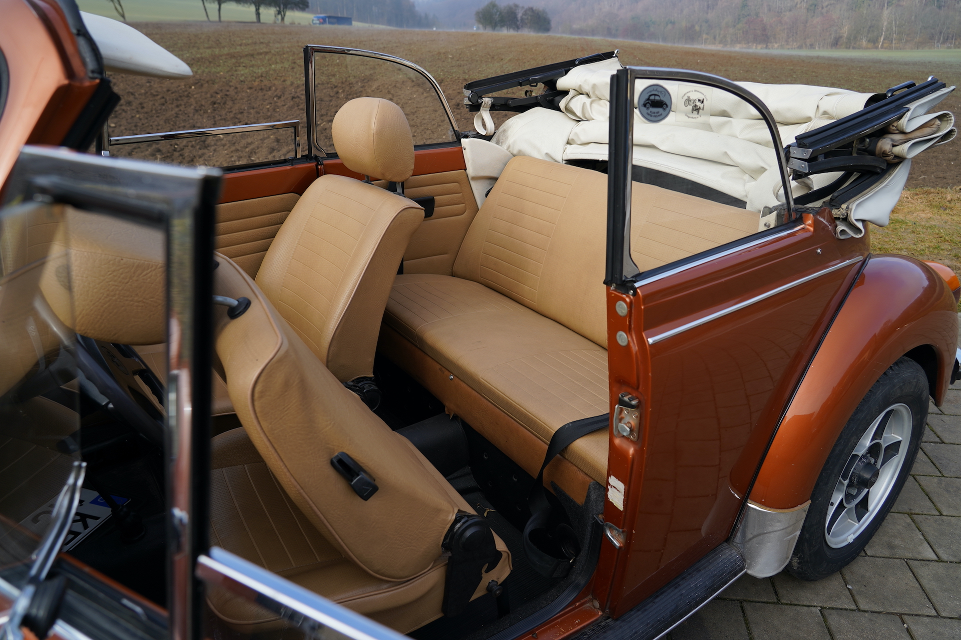 VW Käfer Cabrio 1303 LS brazilbraun/metallic aus 2.Hand – Bild 6
