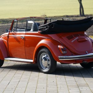 VW Käfer Cabrio 1300 komplett restauriert!