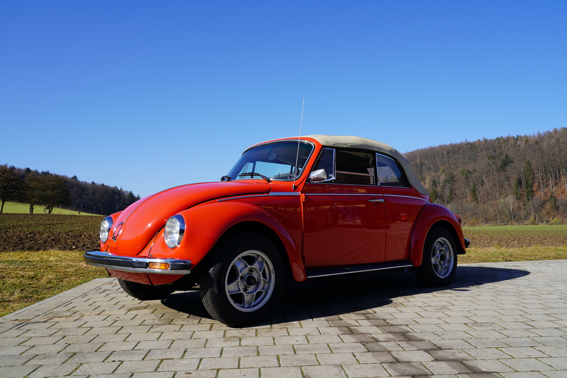 VW Käfer Cabrio 1303 LS - Image 17